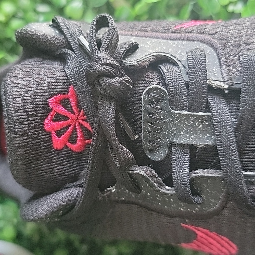 Nike Flex Black and Pink Shoes - Picture 6 of 6